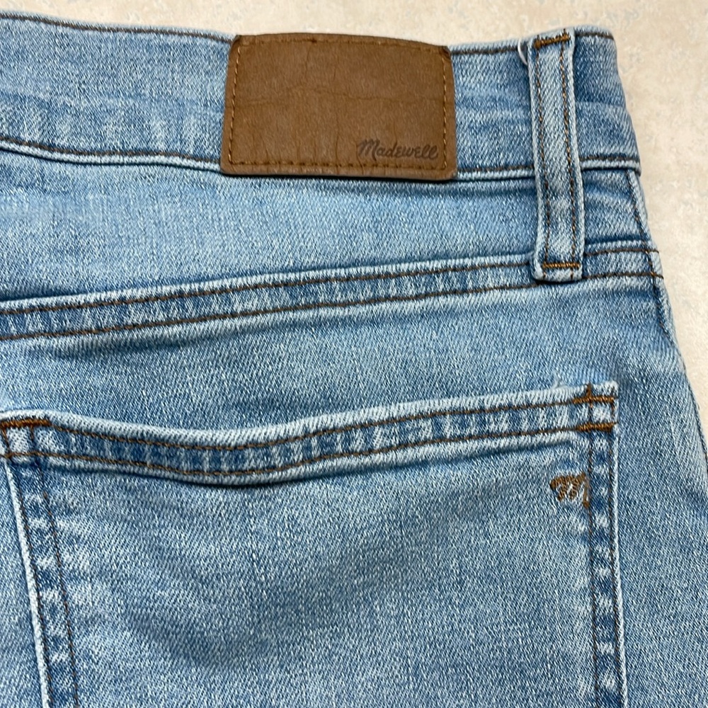 Madewell The Mid-Rise Perfect Vintage Jean - Picture 3 of 9